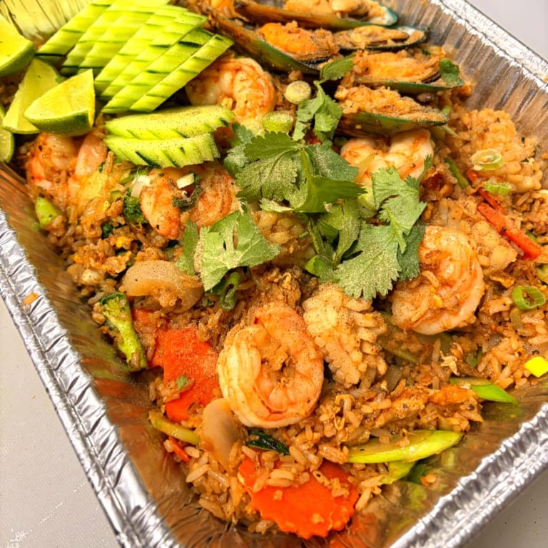 Delicious Yellow Curry Experience