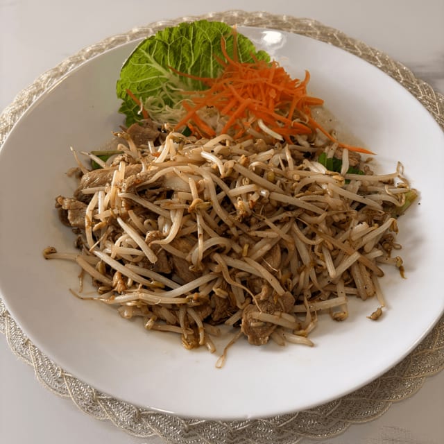 Stir Fried Bean Sprout.