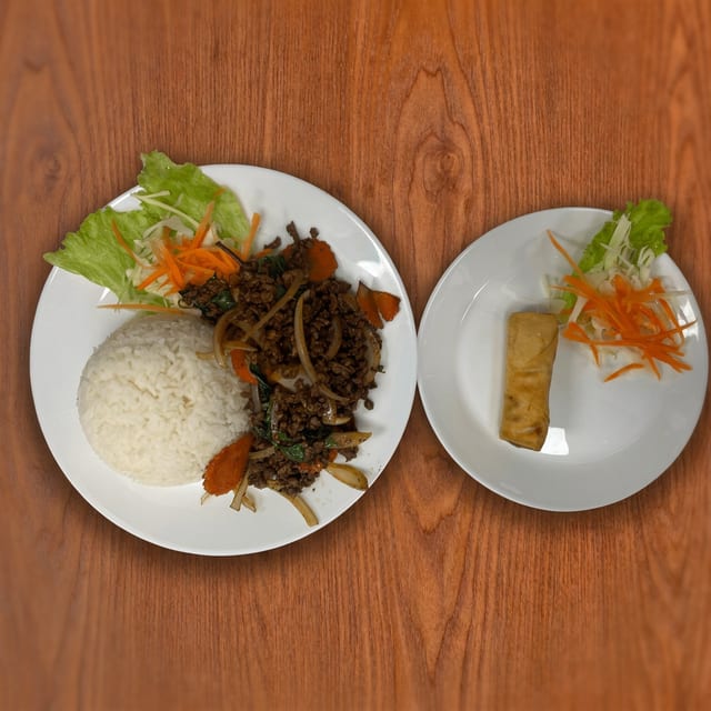 (L) Pad Basil Sauce.